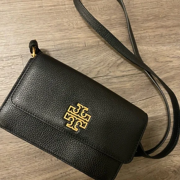 Tory Burch  black gold hardware cross body bag - Picture 2 of 7